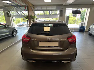 Mercedes-Benz A 250 AMG Line 4m