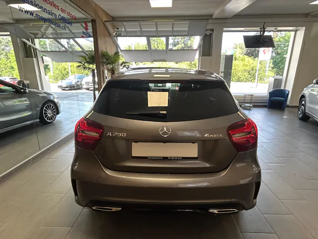 Mercedes-Benz A 250 AMG Line 4m