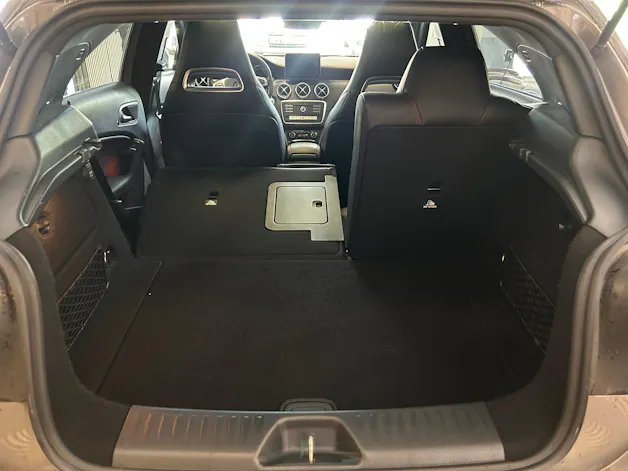 Mercedes-Benz A 250 AMG Line 4m