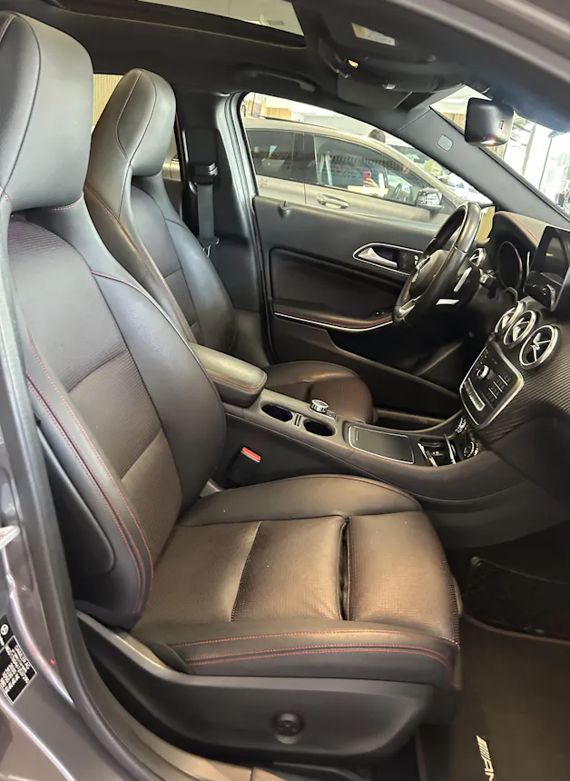 Mercedes-Benz A 250 AMG Line 4m