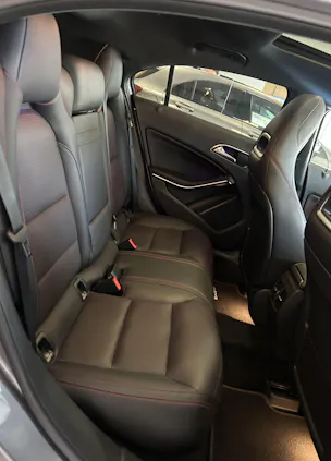 Mercedes-Benz A 250 AMG Line 4m