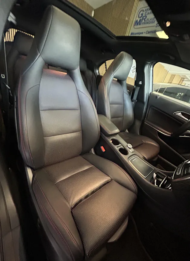 Mercedes-Benz A 250 AMG Line 4m
