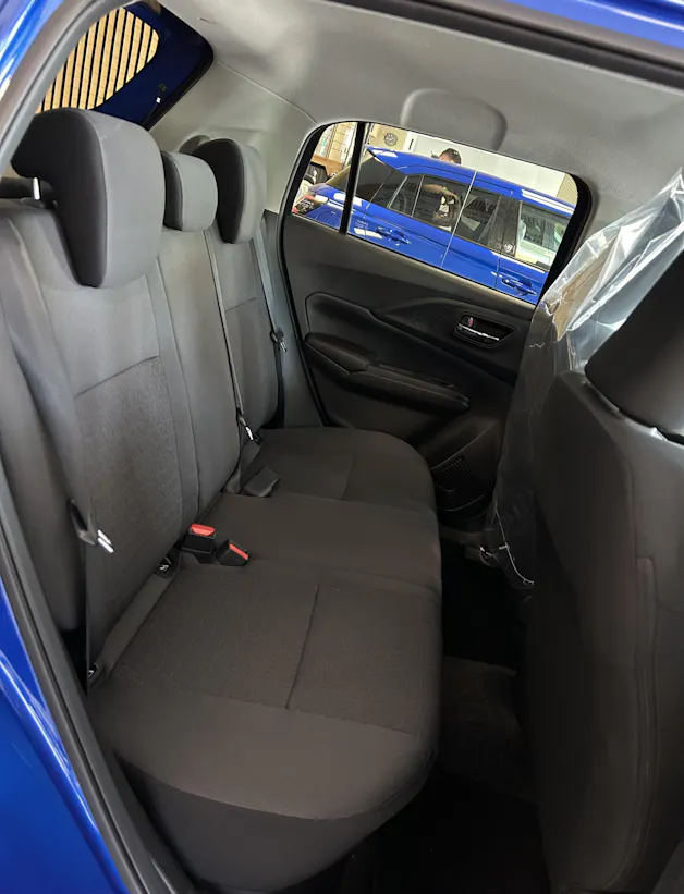 Suzuki Swift 1.2 Piz Sulai Hybrid 4x4 4 ROUES HIVER OFFERT