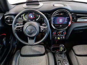 MINI Cooper SE F56