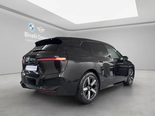 BMW iX xDrive50