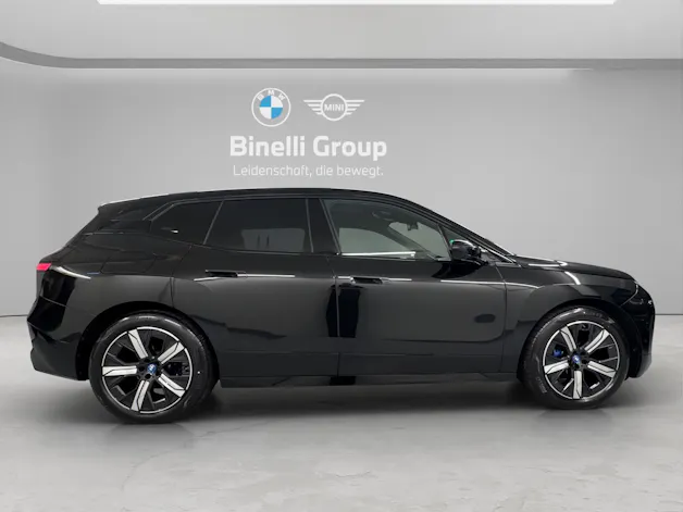 BMW iX xDrive50
