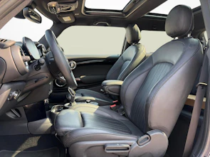 Fahrzeugbild MINI F56 Cooper SE