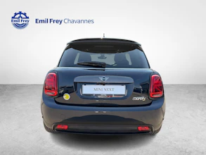 https://vehicle.imgix.net/4429255/ca3ffd02-dfa0-41d4-8e15-dd4a49b453db.jpg