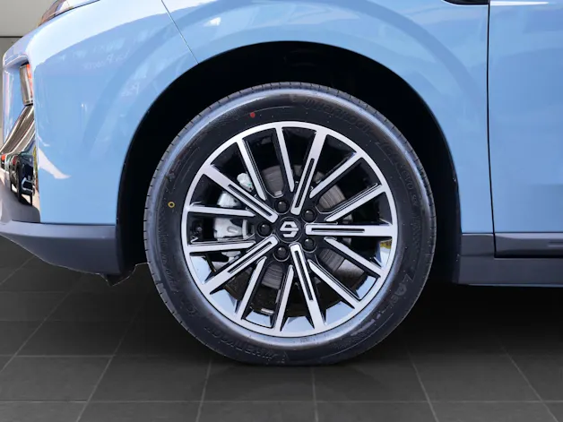 Leapmotor B10 1.5 Hybrid EV