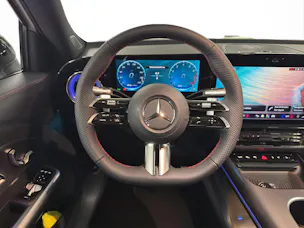 MERCEDES-BENZ GLB 220 AMG Line 4Matic