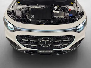 MERCEDES-BENZ GLB 220 AMG Line 4Matic