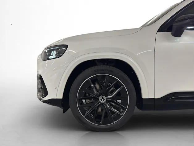 MERCEDES-BENZ GLB 220 AMG Line 4Matic