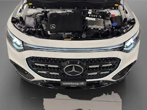 MERCEDES-BENZ GLB 220 AMG Line 4Matic