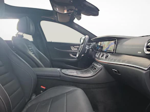 https://vehicle.imgix.net/4429309/3b576d40-4e32-4fd2-a68e-bab8a136de70.jpg