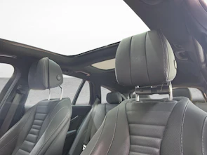 Fahrzeugbild MERCEDES-BENZ E 400 d 4MATIC T-Modell AMG Line