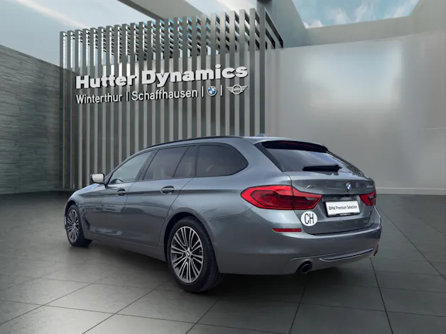 BMW 520d xDrive Touring SPORT LINE