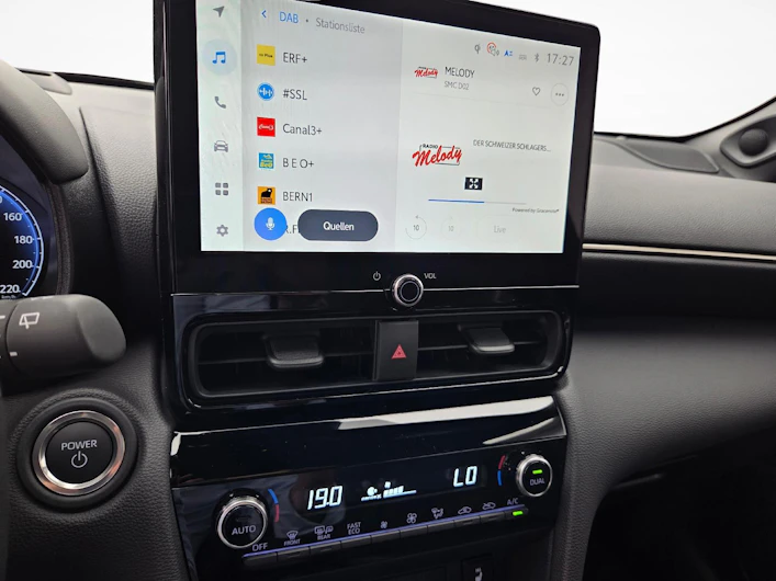 immagine del veicolo TOYOTA YARIS CROSS