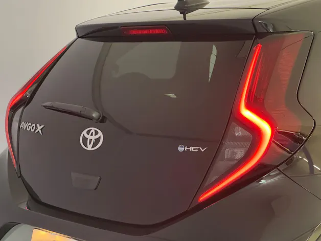 Toyota Aygo X 1.5 VVT-i HSD Trend