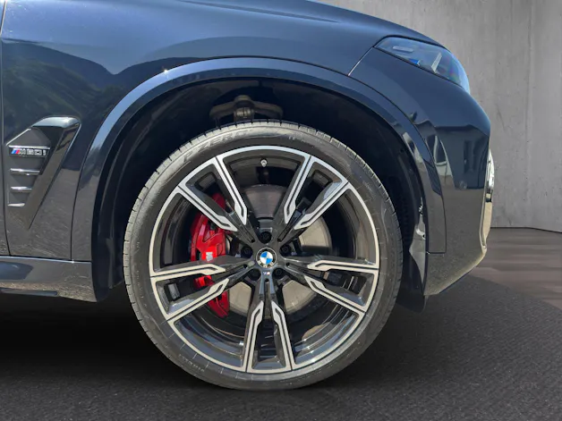 BMW X5 M60i xDrive