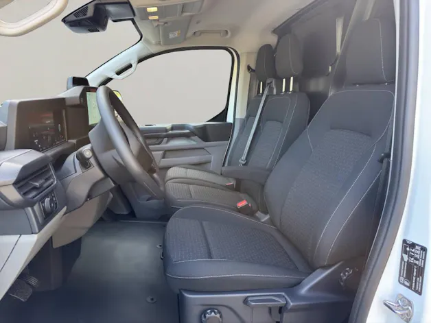 Ford Transit C Van 320 L1 2.5 Duratec 233 Trend PHEV