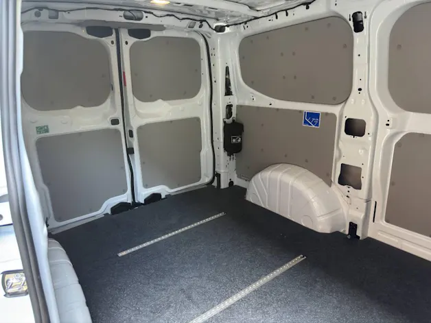 Ford Transit C Van 320 L1 2.5 Duratec 233 Trend PHEV