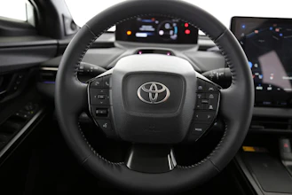 https://vehicle.imgix.net/4429448/0dfbd397-35be-46c1-baf4-0808968b558e.jpg