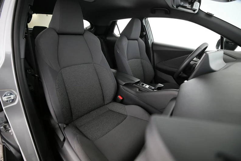 image du véhicule TOYOTA C-HR