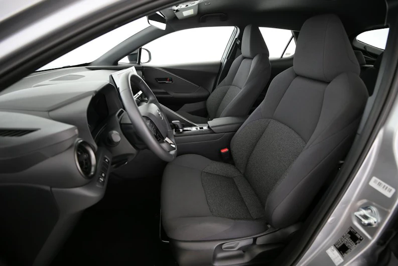 image du véhicule TOYOTA C-HR