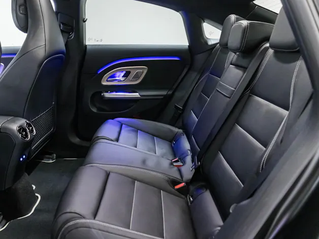 Mercedes-Benz CLA 350 AMG Line 4matic
