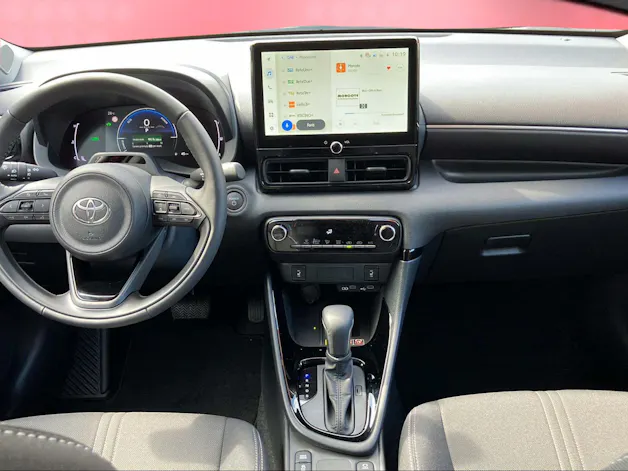 Toyota Yaris 1.5 VVT-i HSD Trend