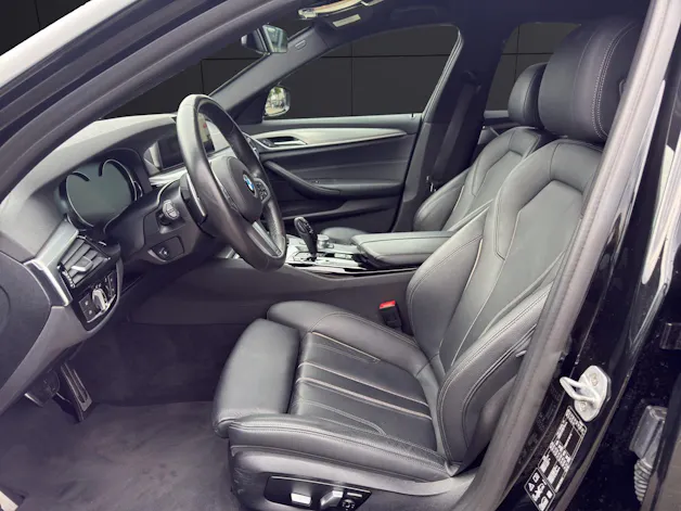 BMW 540i xDrive SAG