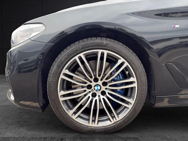 BMW 540i xDrive SAG