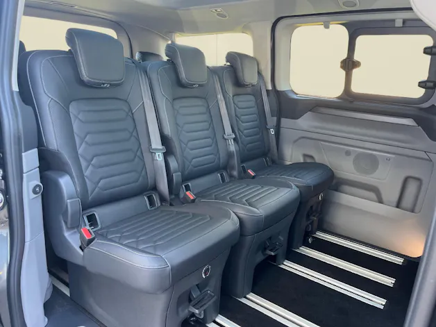 FORD Tourneo C Bus 320 L1 2.0 EcoBlue 170 Titanium X 4x4