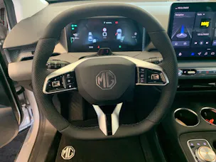 MG 4 64 kWh Premium