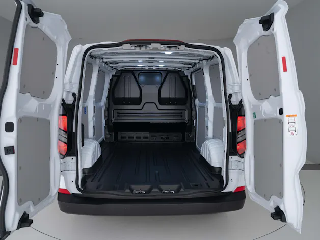 Ford Transit Custom Van 320 L1 2.5 Duratec 233PS Trend PHEV