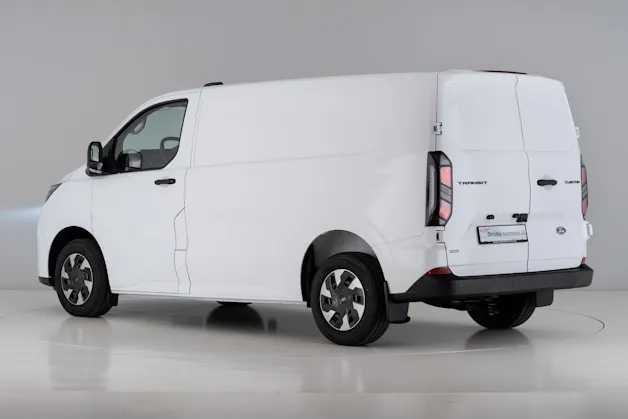 Ford Transit Custom Van 320 L1 2.5 Duratec 233PS Trend PHEV