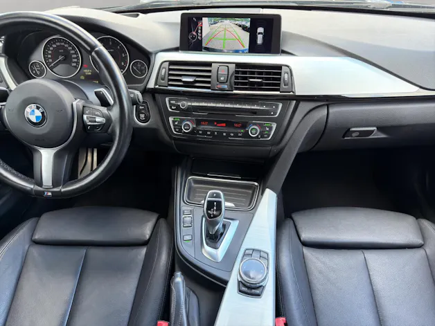 BMW 330d xDrive Touring M Sport Steptronic (CH)