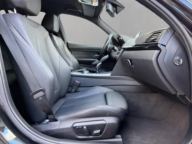 BMW 330d xDrive Touring M Sport Steptronic (CH)