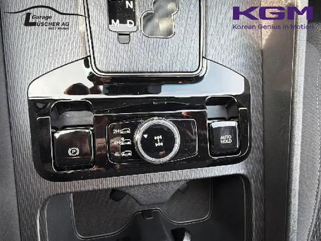 KGM Musso 2.2 e-XDI Platinum