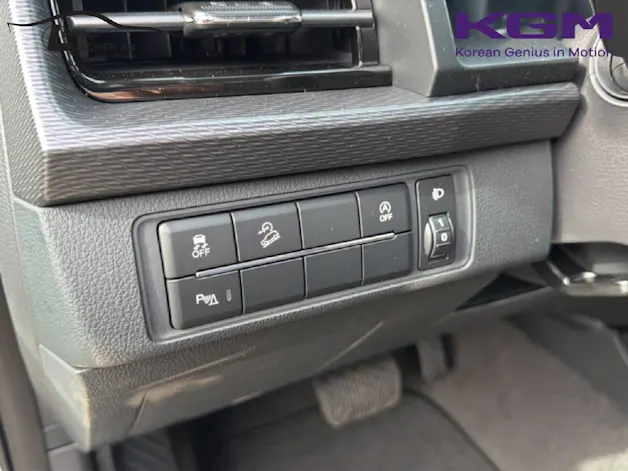 KGM Musso 2.2 e-XDI Platinum