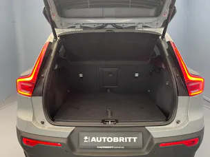 Volvo XC40 2.0 B3 MH Plus Dark