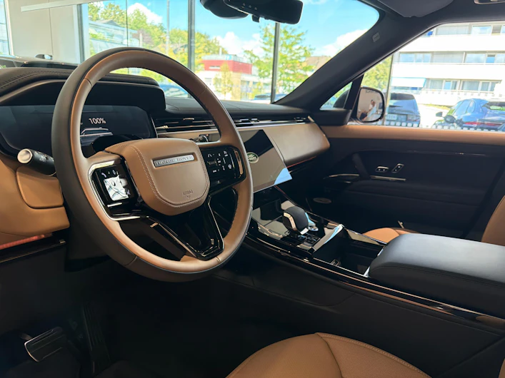 Fahrzeugbild LAND ROVER RANGE ROVER SPORT