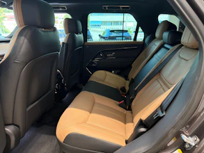 https://vehicle.imgix.net/4429681/b54b84f4-5d6d-48cd-89cd-538c38b7e076.jpg