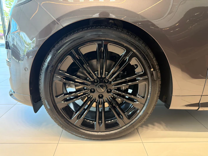 Fahrzeugbild LAND ROVER RANGE ROVER SPORT