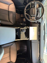 https://vehicle.imgix.net/4429695/b545be99-1982-4224-ba72-0fab36342975.jpg