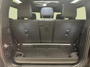 Fahrzeugbild LAND ROVER Defender 90 3.0 D I6 250 X-Dynamic SE