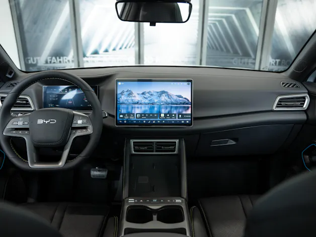 BYD Atto 2 DM-i Boost