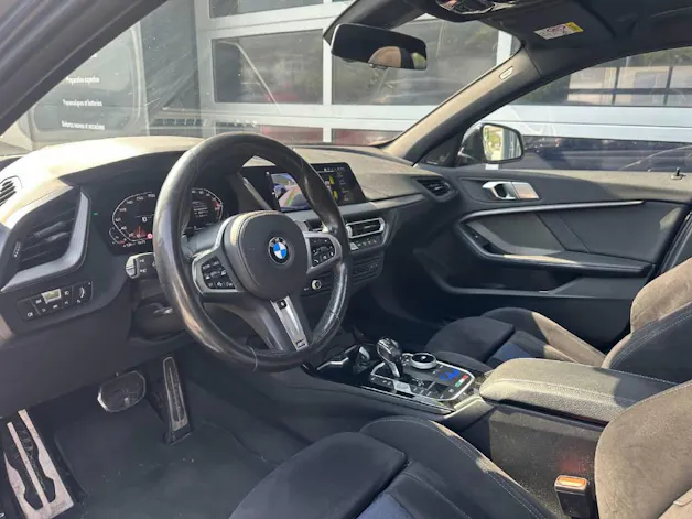 BMW M135i xDrive - CH