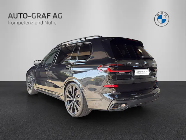 BMW X7 M60i