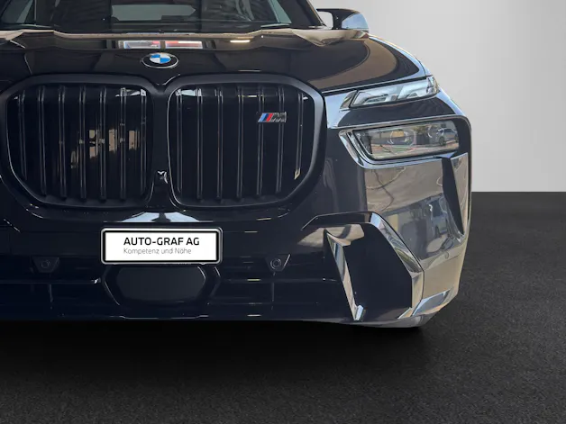 BMW X7 M60i